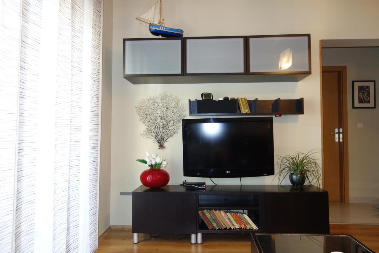 Nice Sunny Apartment Пула Екстериор снимка